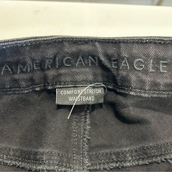 American Eagle Straight Mom Jeans - Picture 4 of 6